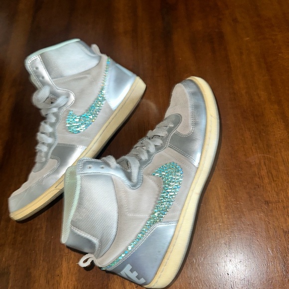 Nike Terminator Lite -Silver- Custom Designed w/ Swarovski crystals Sz 9.5 - Picture 8 of 13